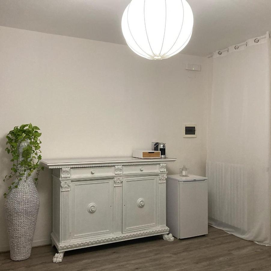 Sunrise Bed & Breakfast Marina Di Pisa Exterior photo