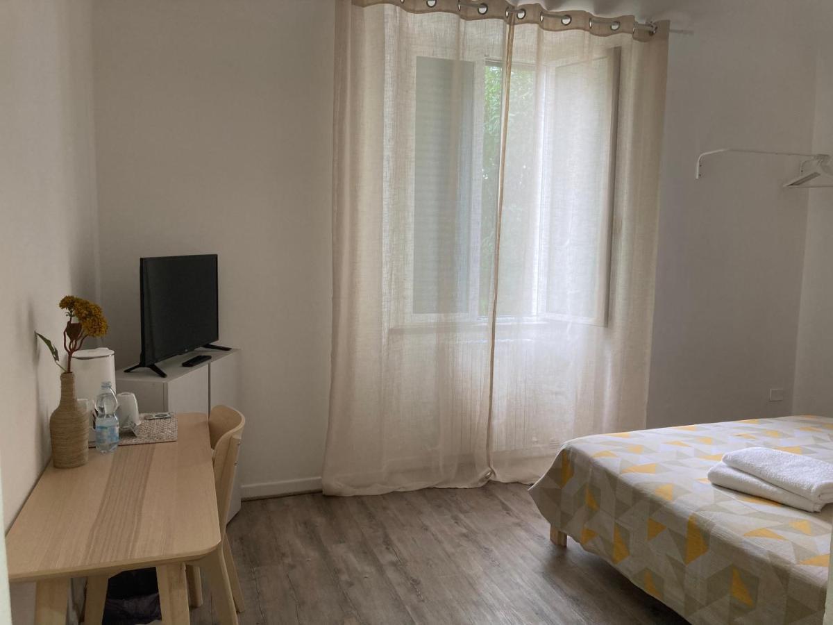 Sunrise Bed & Breakfast Marina Di Pisa Exterior photo
