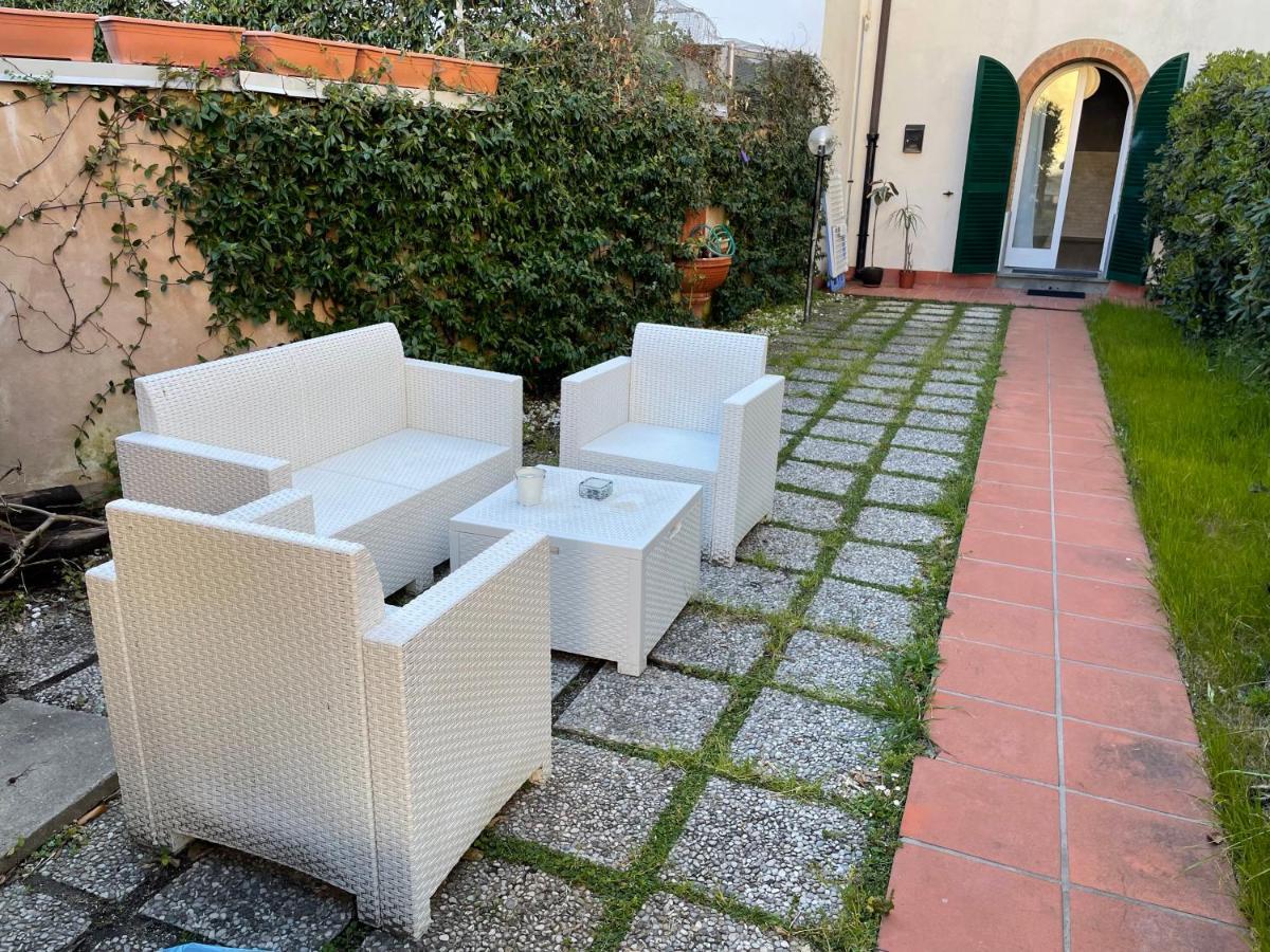 Sunrise Bed & Breakfast Marina Di Pisa Exterior photo