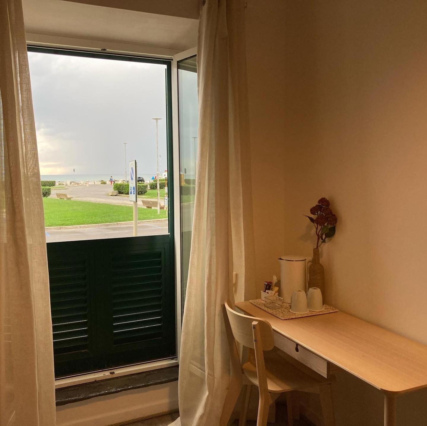 Sunrise Bed & Breakfast Marina Di Pisa Room photo